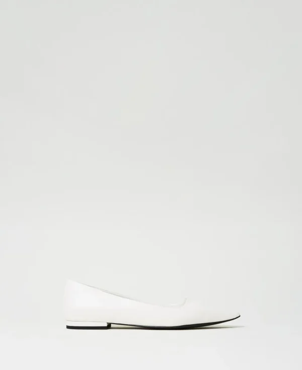 ballerines_avec_bout_poin_0.webp Ballerines Et Mocassins | Chaussures Plates*TWINSET Milano Ballerines Avec Bout Pointu Crème White