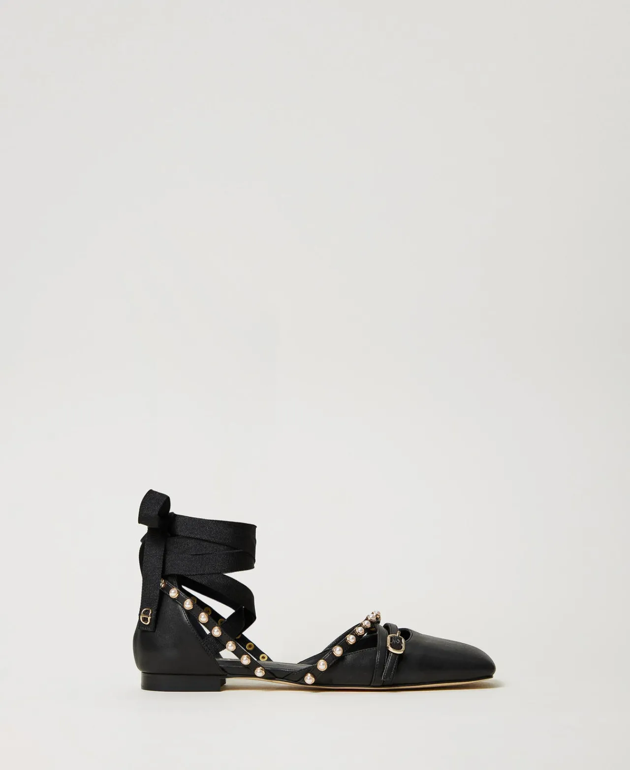 ballerines_avec_perles_et_0.webp Ballerines Et Mocassins | Chaussures Plates*TWINSET Milano Ballerines Avec Perles Et Rubans Noir