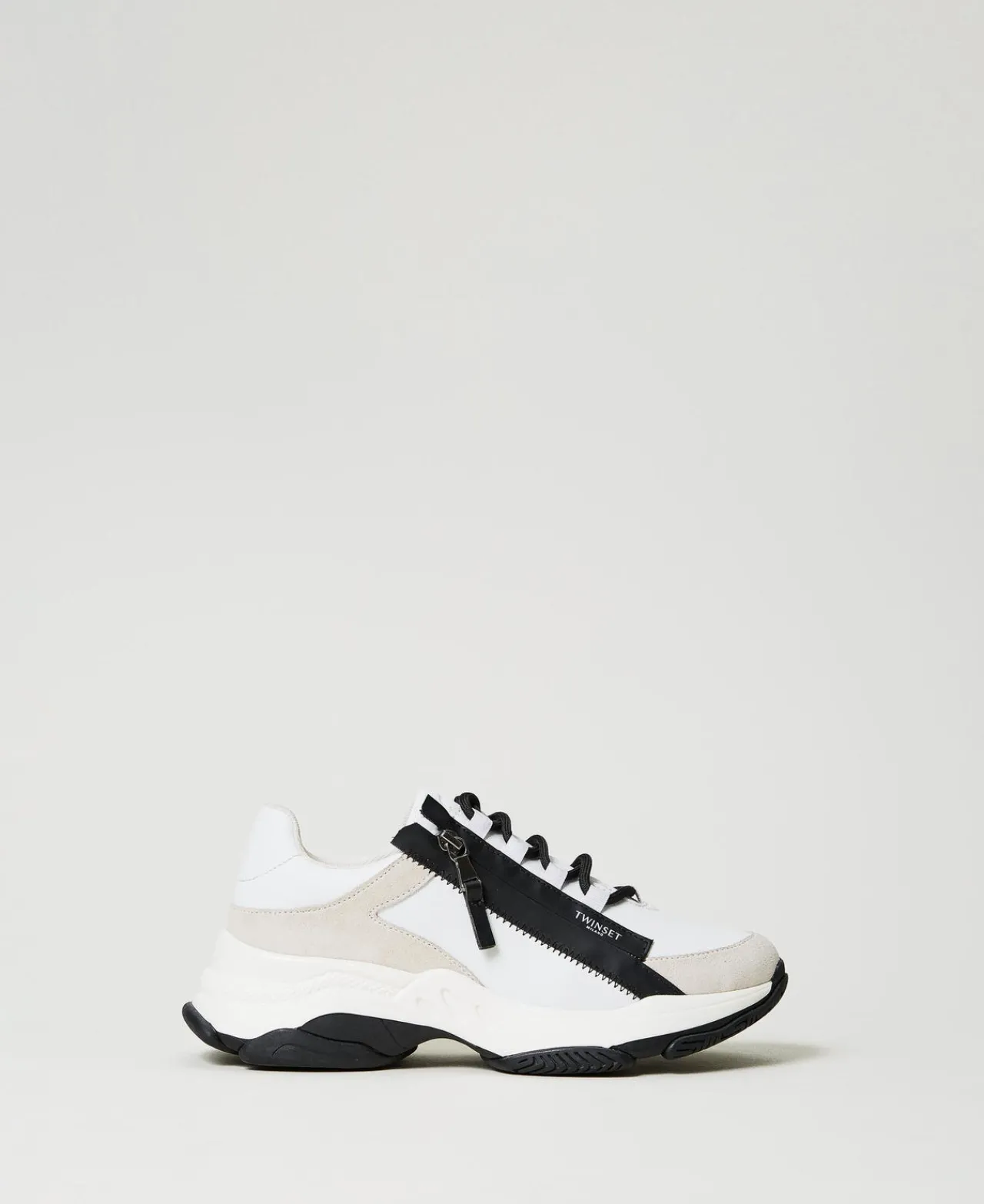 baskets_de_running_avec_f_0.webp Chaussures Plates | Baskets*TWINSET Milano Baskets De Running Avec Fermeture éclair Blanc