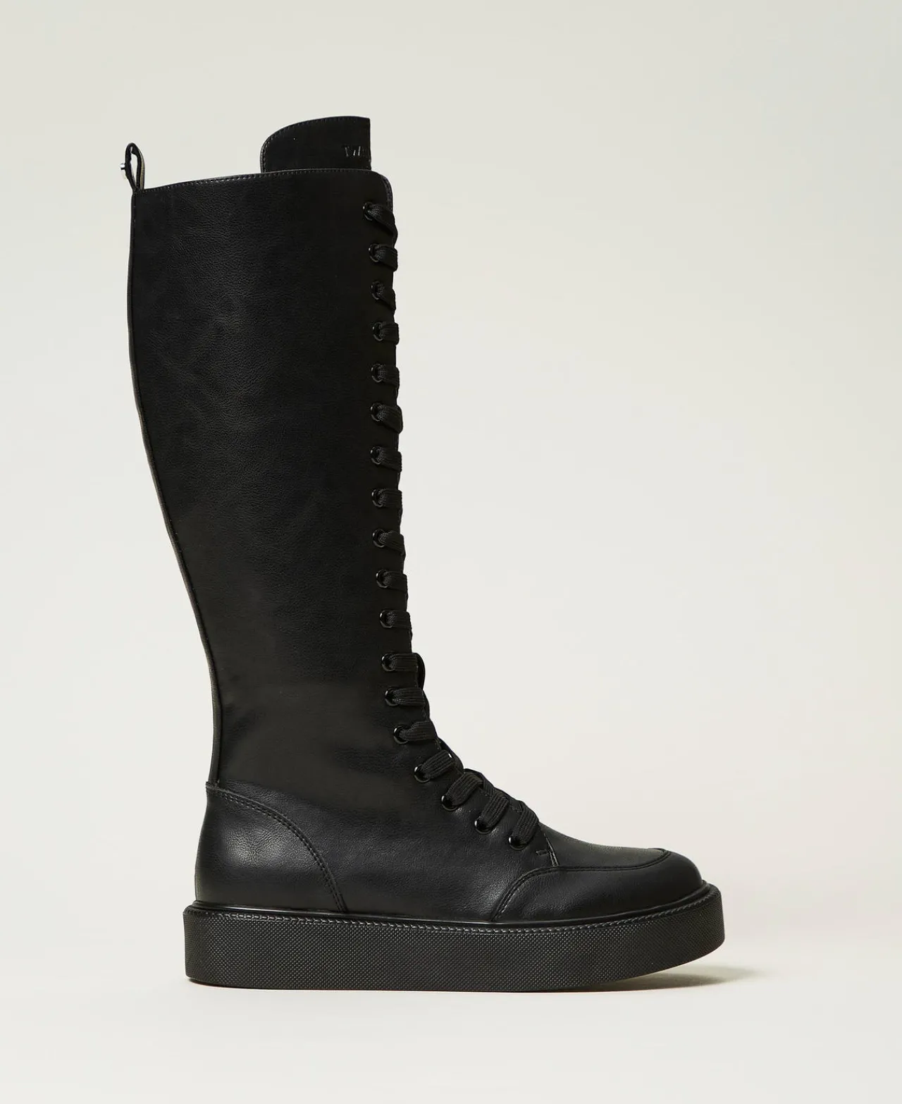baskets_montantes__lacets_0.webp Chaussures Plates | Bottes Et Bottines*TWINSET Milano Baskets Montantes à Lacets Noir