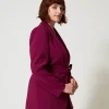 blazer_avec_ceinture_et_c_2.webp Blousons Et Doudounes | Blazers*TWINSET Milano Blazer Avec Ceinture Et Chaîne Oval T Violet « Prune Rouge »
