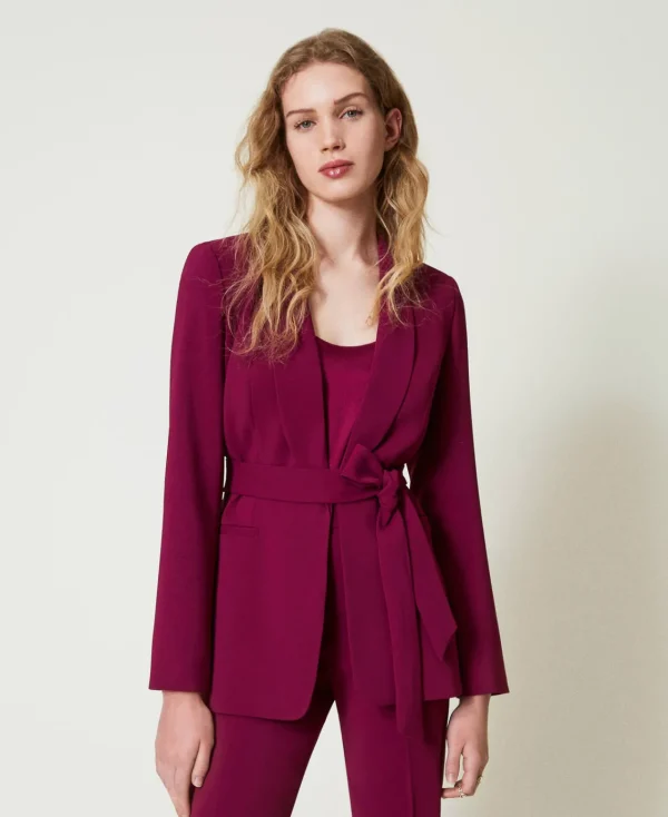 blazer_avec_ceinture_et_c_5.webp Blousons Et Doudounes | Blazers*TWINSET Milano Blazer Avec Ceinture Et Chaîne Oval T Violet « Prune Rouge »