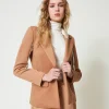 blazer_en_scuba_avec_capu_0.webp Blousons Et Doudounes | Blazers*TWINSET Milano Blazer En Scuba Avec Capuche Bicolore Caramel Camel/Nacre