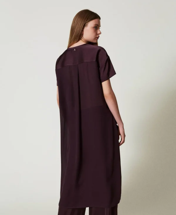 blouse_asymtrique_en_sati_3.webp Blouses Et Chemises*TWINSET Milano Blouse Asymétrique En Satin Et Crêpe Georgette Potent Purple
