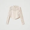 blouse_cropped_en_dentell_1-1.webp Blouses Et Chemises*TWINSET Milano Blouse Cropped En Dentelle Macramé Blanc « Old White »