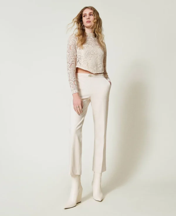 blouse_cropped_en_dentell_5.webp Blouses Et Chemises*TWINSET Milano Blouse Cropped En Dentelle Macramé Blanc « Old White »
