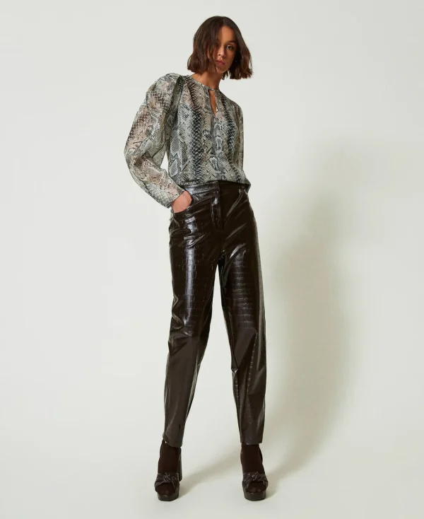 blouse_en_crpon_avec_impr_5.webp Blouses Et Chemises*TWINSET Milano Blouse En Crépon Avec Imprimé Serpent Imprimé Soft Serpent