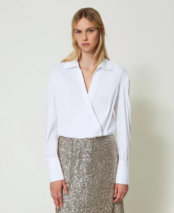 blouse_en_popeline_avec_f_2.webp Blouses Et Chemises*TWINSET Milano Blouse En Popeline Avec Finition Croisée Blanc