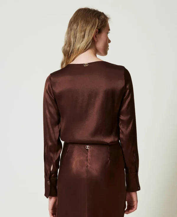 blouse_en_satin_avec_oval_3.webp Blouses Et Chemises*TWINSET Milano Blouse En Satin Avec Oval T Chocolat
