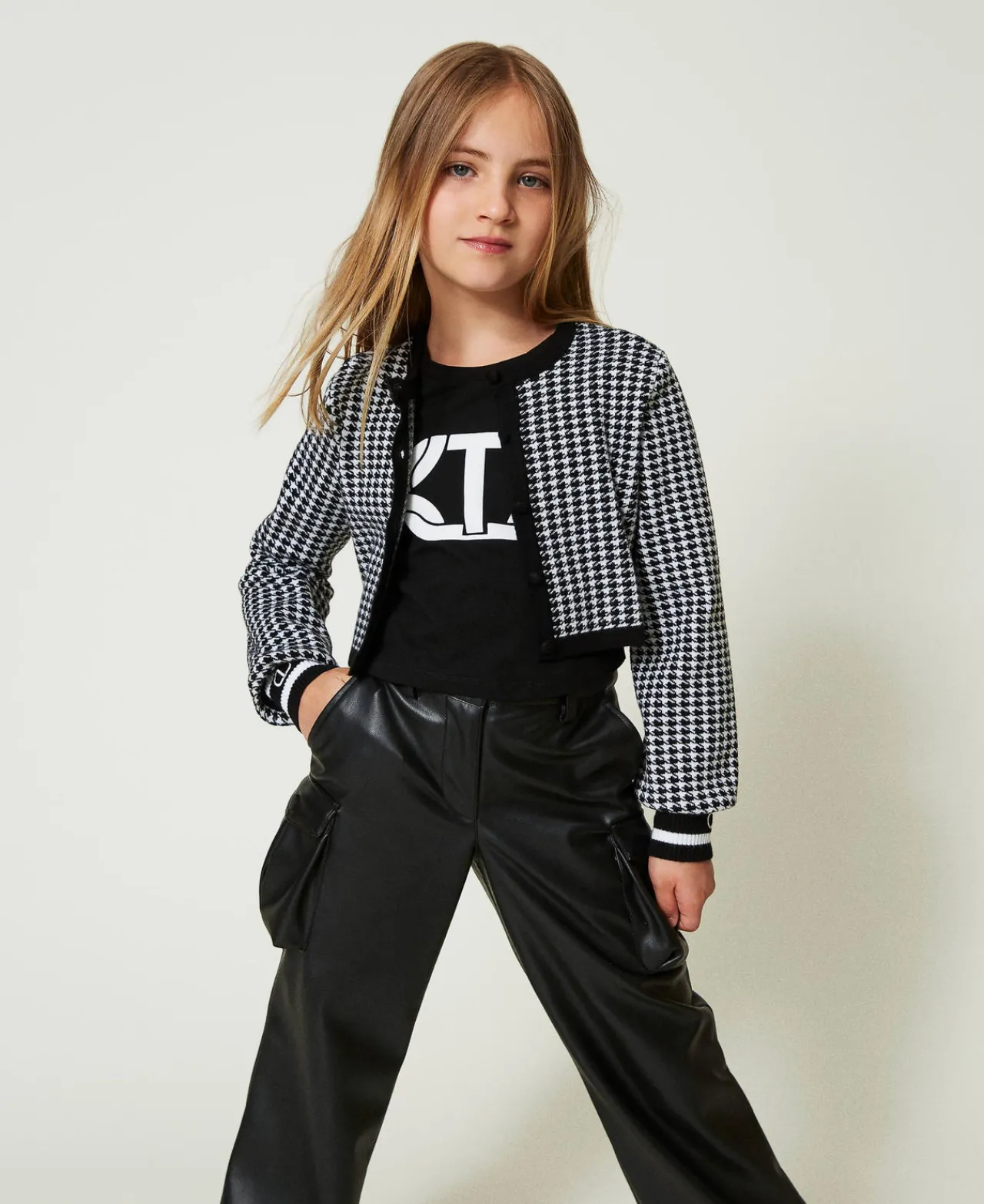blouson_en_maille_jacquar_0-1.webp Blousons Et Manteaux*TWINSET Milano Blouson En Maille Jacquard Pied-de-poule Bicolore Blanc Cassé / Noir