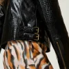blouson_perfecto_effet_cu_8.webp Blousons Et Doudounes*TWINSET Milano Blouson Perfecto Effet Cuir Avec Fermeture éclair Noir
