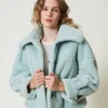 blouson_rversible_avec_fa_5.webp Blousons Et Doudounes*TWINSET Milano Blouson Réversible Avec Fausse Fourrure Vert Agave