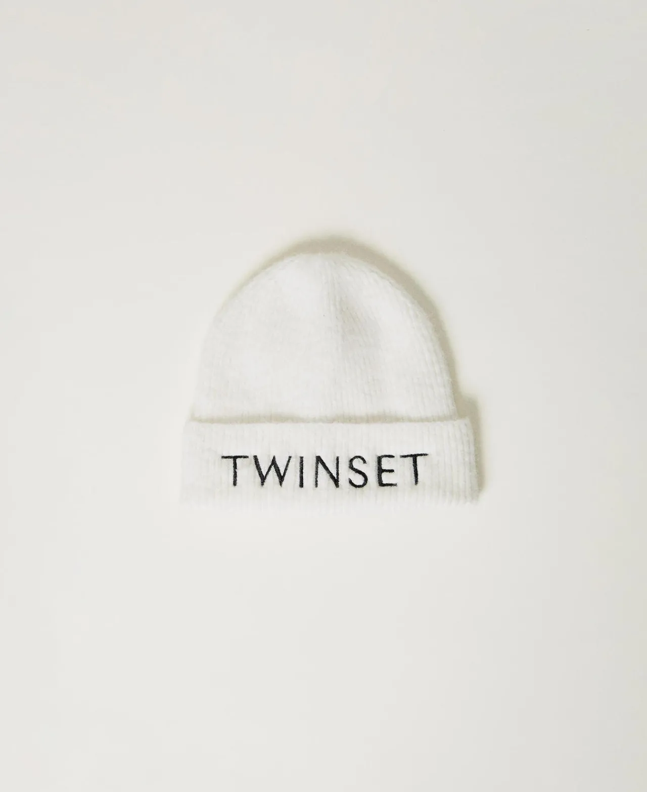 Accessoires*TWINSET Milano Bonnet En Maille Avec Broderie Siglée Off White