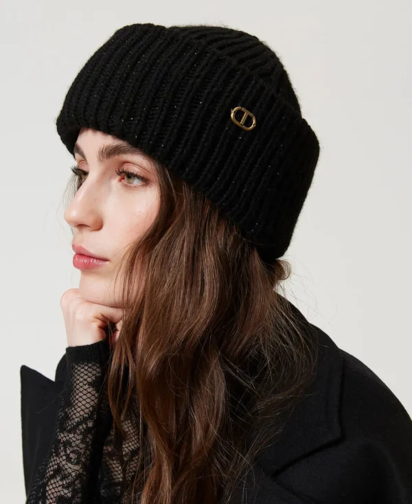 bonnet_en_maille_ctele_av_1.webp Chapeaux*TWINSET Milano Bonnet En Maille Côtelée Avec Oval T Noir