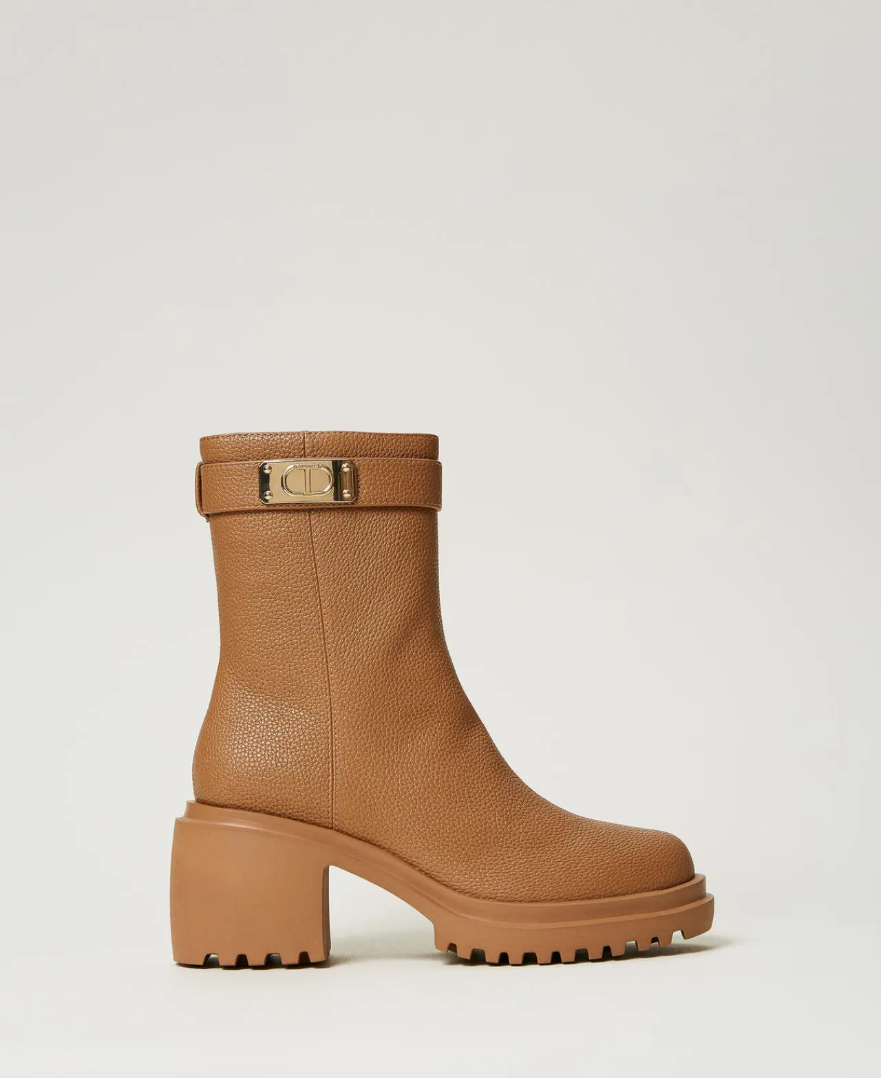 bottines_avec_plaquette_s_0.webp Chaussures À Talons | Bottes Et Bottines*TWINSET Milano Bottines Avec Plaquette Siglée Chocolate Malt