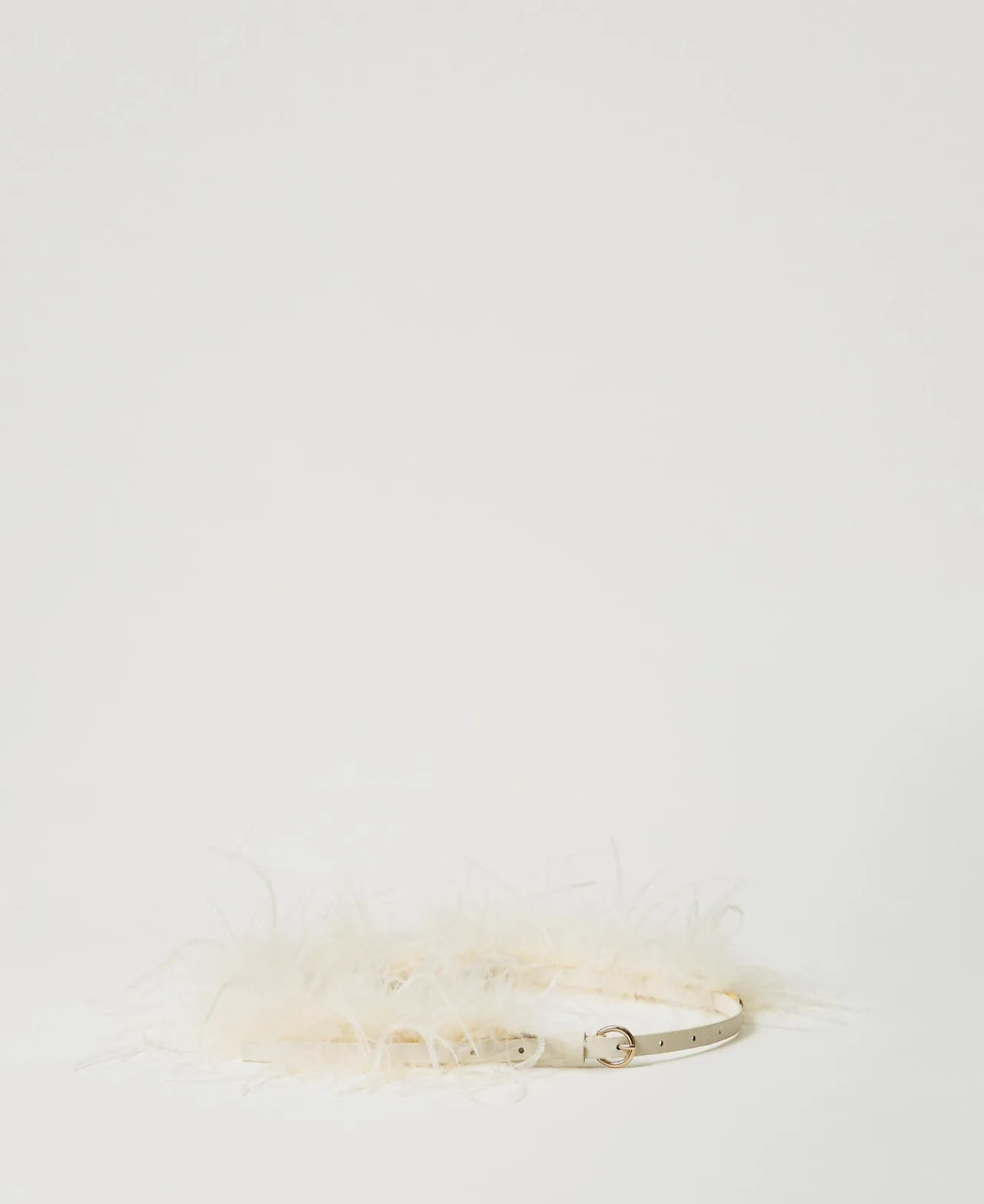 ceinture_avec_plumes_et_o_0.webp Ceintures*TWINSET Milano Ceinture Avec Plumes Et Oval T Blanc « Old White »