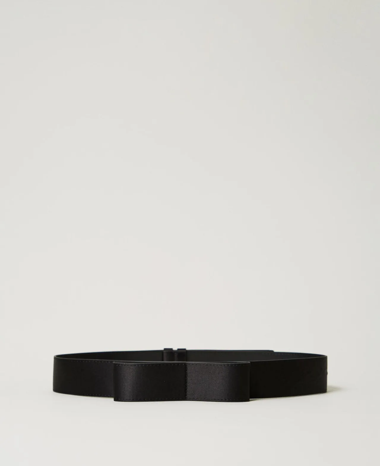 ceinture_en_satin_avec_nu_0.webp Ceintures*TWINSET Milano Ceinture En Satin Avec Nœud Noir