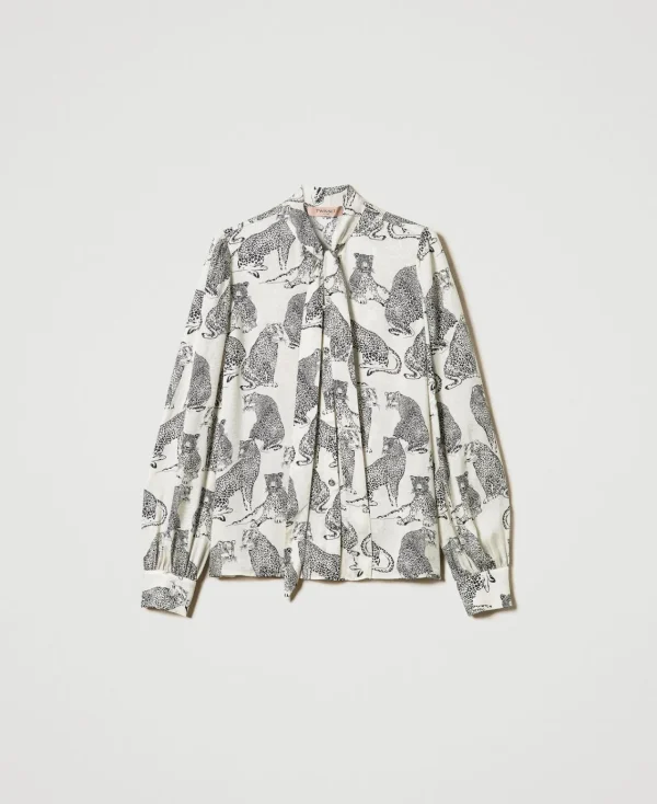 chemise_jacquard_avec_imp_1.webp Blouses Et Chemises*TWINSET Milano Chemise Jacquard Avec Imprimé Jaguar Imprimé Jaguars Noir/Blanc Neige