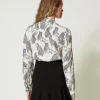chemise_jacquard_avec_imp_6.webp Blouses Et Chemises*TWINSET Milano Chemise Jacquard Avec Imprimé Jaguar Imprimé Jaguars Noir/Blanc Neige