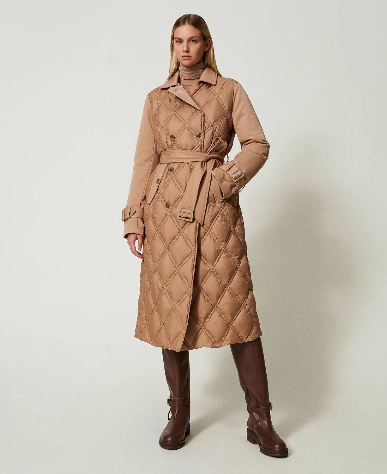 doudoune_croise_matelasse_0.webp Blousons Et Doudounes*TWINSET Milano Doudoune Croisée Matelassée Beige Foncé
