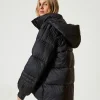doudoune_en_nylon_jacquar_2.webp Blousons Et Doudounes*TWINSET Milano Doudoune En Nylon Jacquard Rayé Noir