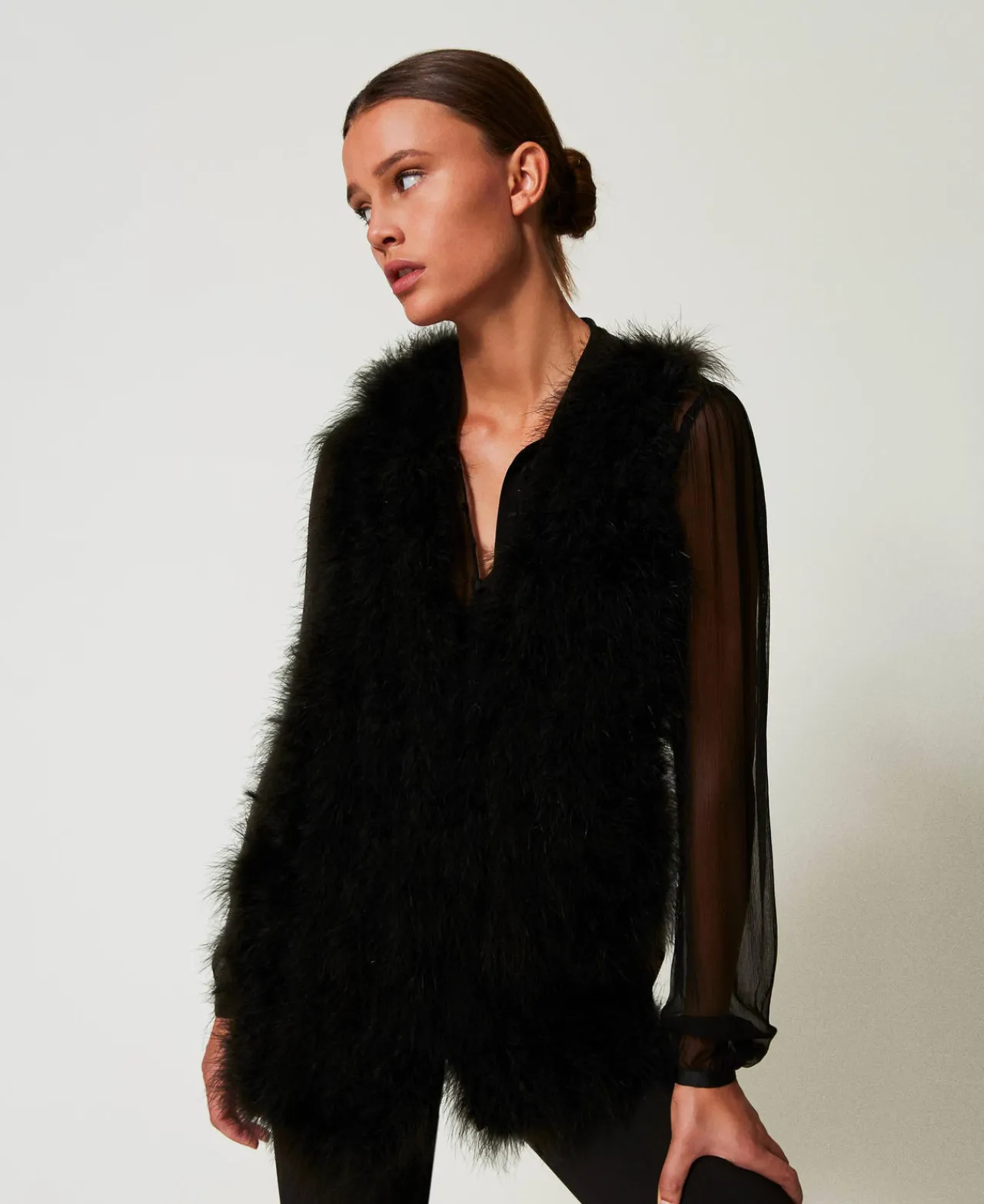 gilet_avec_plumes_0.webp Blousons Et Doudounes*TWINSET Milano Gilet Avec Plumes Noir
