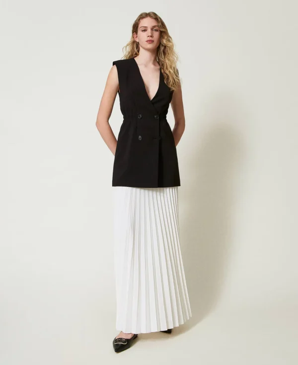 gilet_en_crpe_et_jupe_lon_0.webp Robes Longues*TWINSET Milano Gilet En Crêpe Et Jupe Longue Plissée Bicolore Noir / Blanc Neige