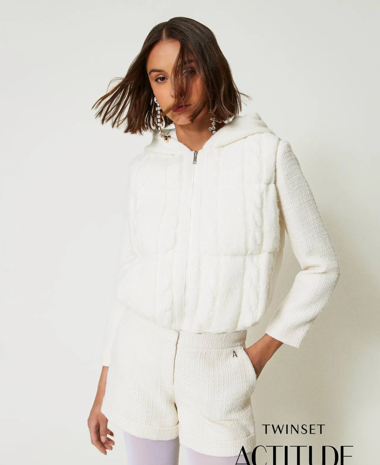 gilet_rembourr_avec_torsa_0.webp Blousons Et Doudounes*TWINSET Milano Gilet Rembourré Avec Torsades Crème White