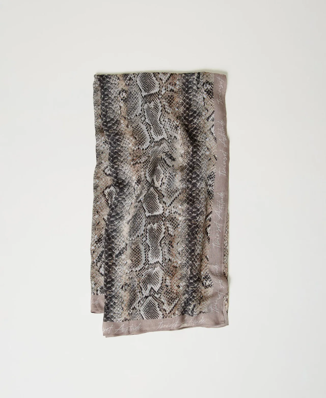 keffieh_en_crpe_georgette_0.webp Écharpes*TWINSET Milano Keffieh En Crêpe Georgette Avec Imprimé Serpent Imprimé Soft Serpent