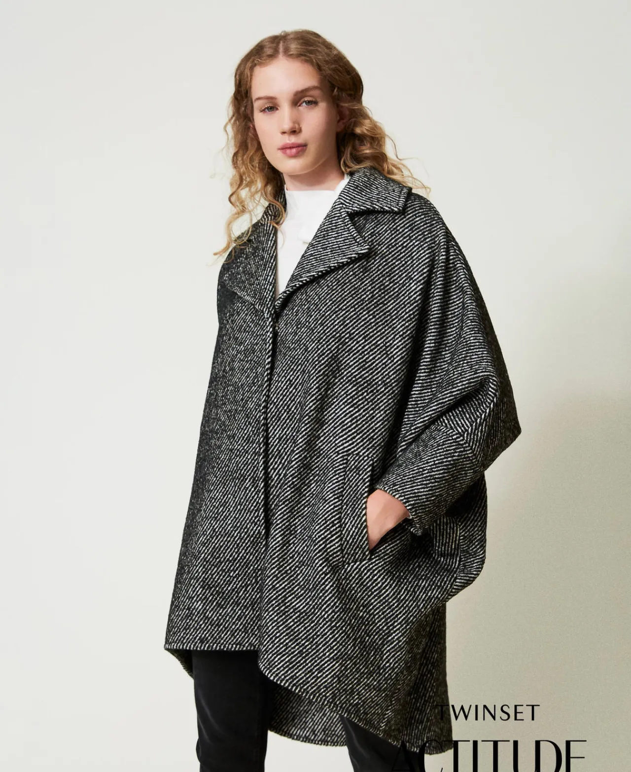 Manteaux Et Trenchs*TWINSET Milano Manteau Court En Drap Bicolore Blanc / Noir
