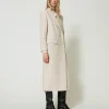 manteau_crois_en_laine_ml_2.webp Manteaux Et Trenchs*TWINSET Milano Manteau Croisé En Laine Mélangée à Chevrons Chevron Neige/Or