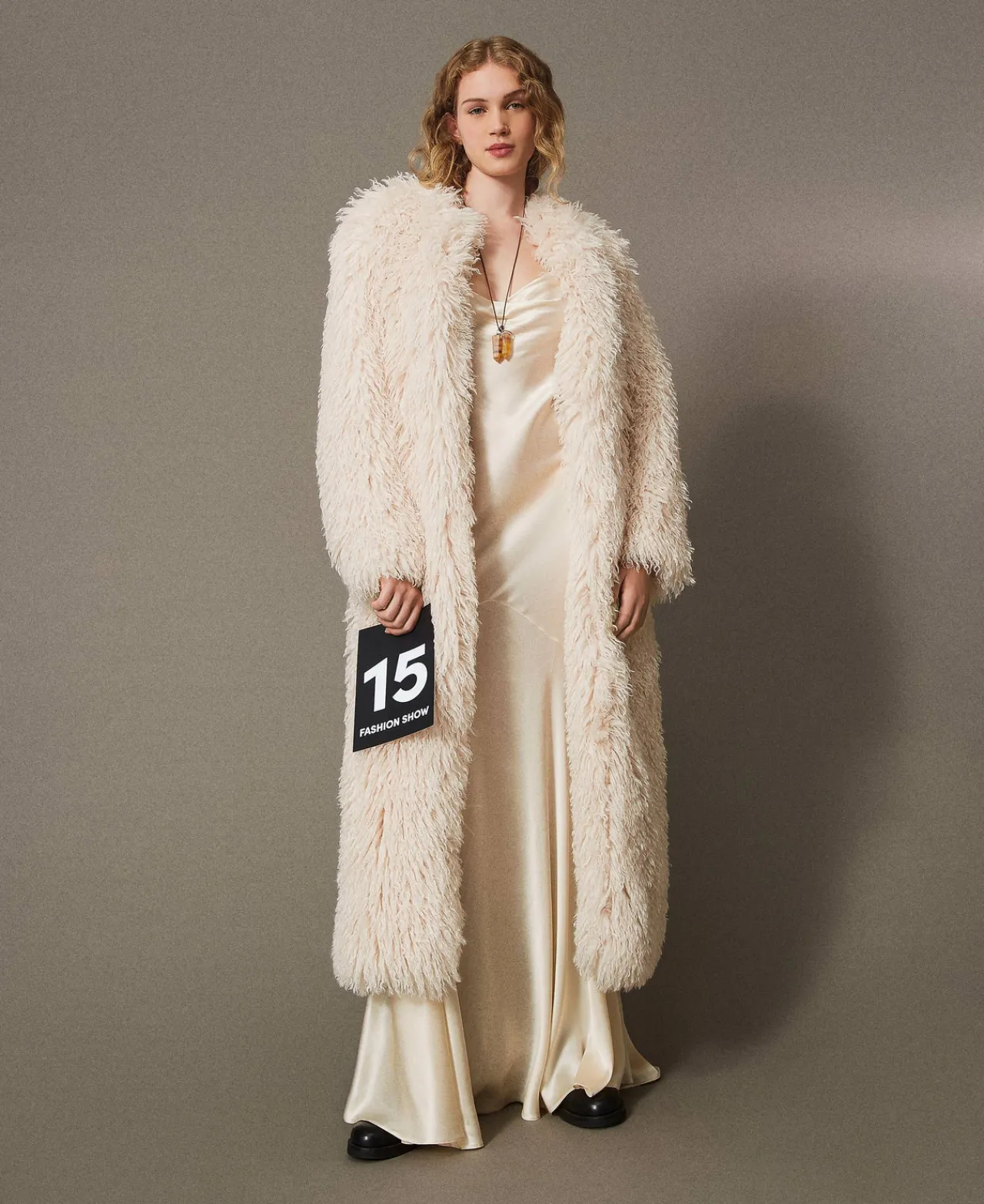 Manteaux Et Trenchs*TWINSET Milano Manteau Long En Fausse Fourrure Blanc « White Cream »