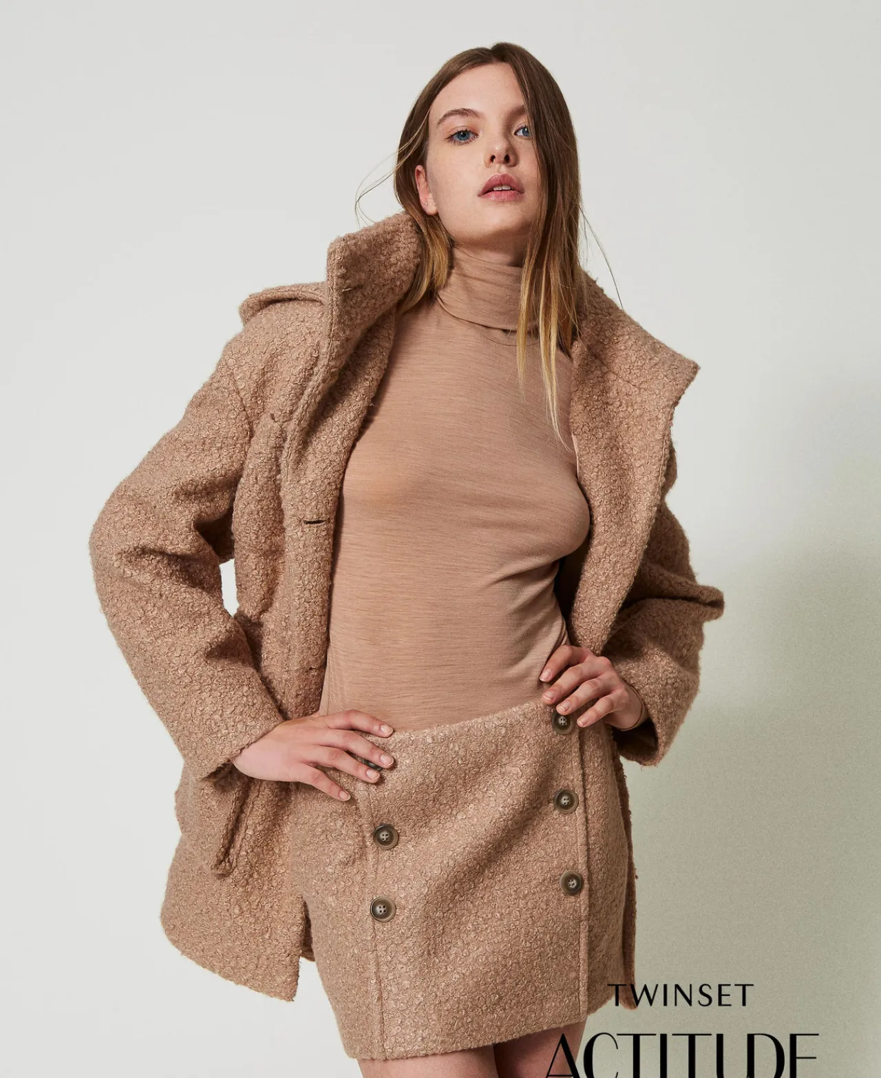 minijupe_en_drap_fronc_0.webp Jupes*TWINSET Milano Mini-jupe En Drap Froncé Marron « Beaver »