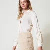 Jupes*TWINSET Milano Mini-jupe En Fausse Fourrure Avec Oval T Blanc « White Cream »