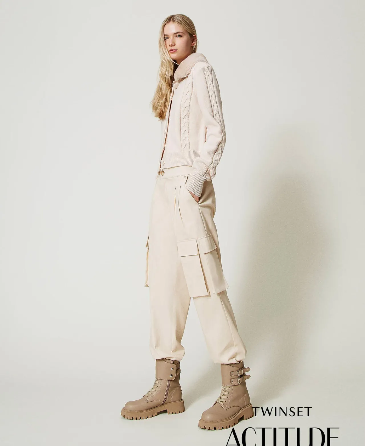 pantalon_cargo_avec_poche_0.webp Pantalons Cargo*TWINSET Milano Pantalon Cargo Avec Poches Asymétriques Rose Cloud Pink