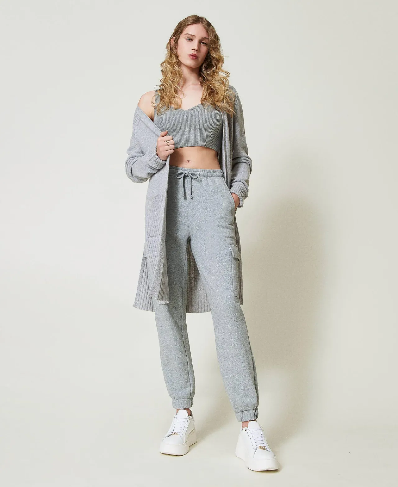 pantalon_de_jogging_en_mo_0-1.webp Pantalons Cargo | Pantalons De Jogging*TWINSET Milano Pantalon De Jogging En Molleton Avec Oval T Gris moyen chiné