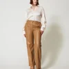 pantalon_effet_cuir_avec__0.webp Pantalons Droits Et Cigarette*TWINSET Milano Pantalon Effet Cuir Avec élastique Marron « Sandy Brown »
