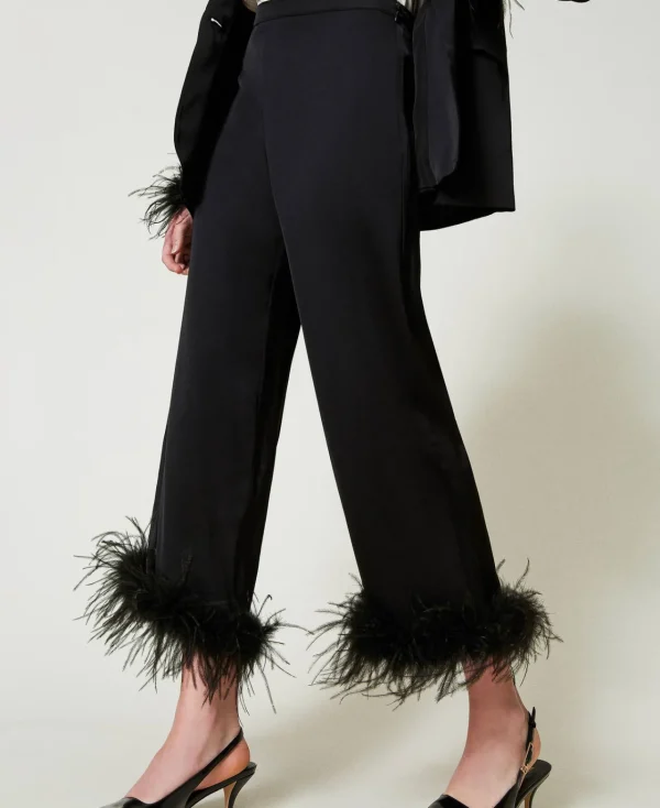 pantalon_en_satin_avec_pl_4.webp Pantalons Élégants | Pantalons Droits Et Cigarette*TWINSET Milano Pantalon En Satin Avec Plumes Noir
