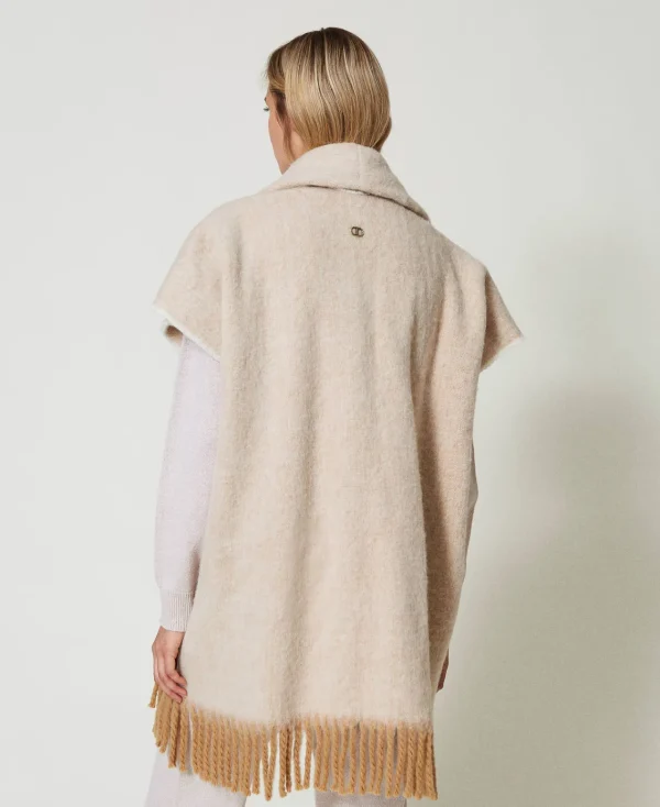 poncho_chin_avec_franges_3.webp Ponchos*TWINSET Milano Poncho Chiné Avec Franges Marron « Sandy Brown »
