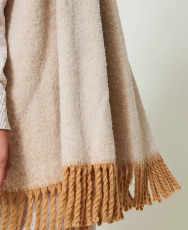 poncho_chin_avec_franges_4.webp Ponchos*TWINSET Milano Poncho Chiné Avec Franges Marron « Sandy Brown »