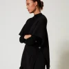 poncho_en_maille_avec_bro_2.webp Ponchos*TWINSET Milano Poncho En Maille Avec Broderie Siglée Noir