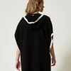 poncho_en_maille_avec_poc_4.webp Ponchos*TWINSET Milano Poncho En Maille Avec Poches Noir