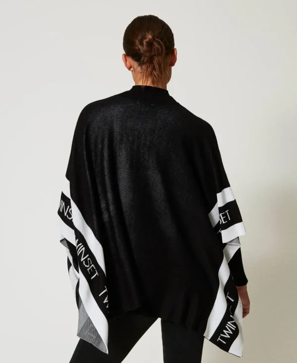 poncho_en_maille_jacquard_2.webp Ponchos*TWINSET Milano Poncho En Maille Jacquard Avec Logo Noir