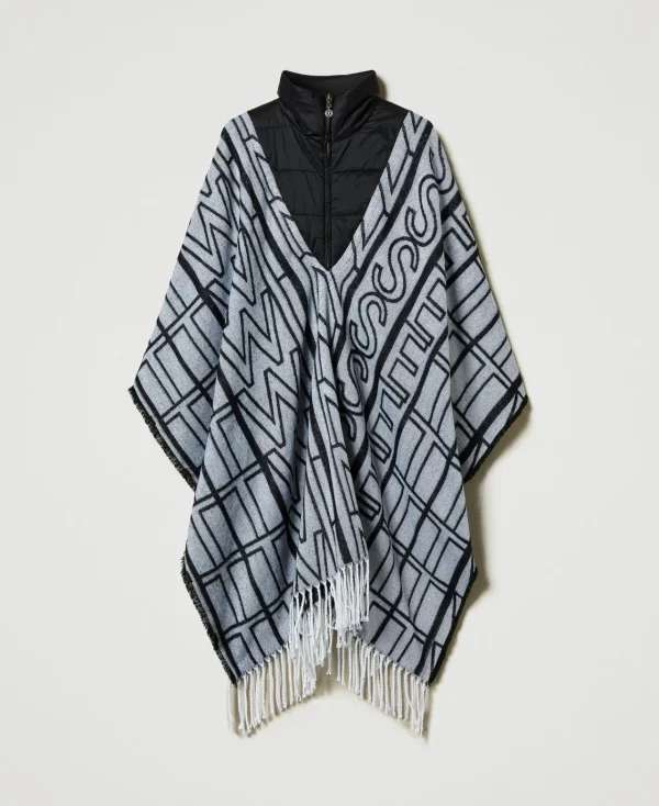 poncho_jacquard_avec_logo_1.webp Ponchos*TWINSET Milano Poncho Jacquard Avec Logo Noir