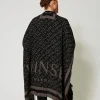 poncho_jacquard_avec_logo_3-1.webp Ponchos*TWINSET Milano Poncho Jacquard Avec Logo Noir