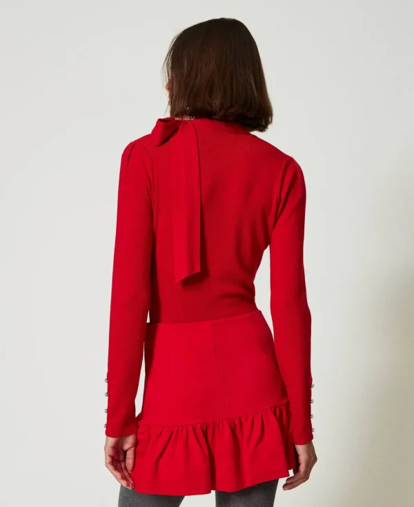 pull_col_montant_avec_nud_3.webp Pulls Et Cardigans*TWINSET Milano Pull Col Montant Avec Nœud Et Broderie Fiery Red