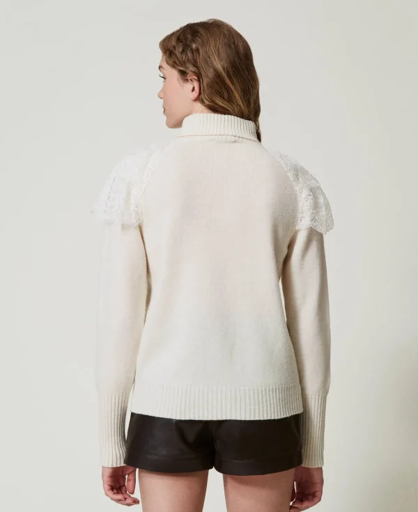 pull_col_roul_en_laine_et_4.webp Pulls Et Cardigans*TWINSET Milano Pull Col Roulé En Laine Et Cachemire Blanc « Old White »