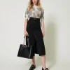 pull_cropped_en_mlange_de_5.webp Pulls Et Cardigans*TWINSET Milano Pull Cropped En Mélange De Laine Et Mohair Imprimé Jaguars Noir/Blanc Neige
