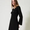 robe_courte_avec_broche_s_2.webp Robes Courtes*TWINSET Milano Robe Courte Avec Broche Strassée Noir