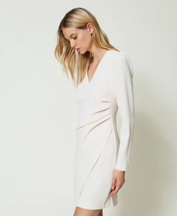 robe_courte_avec_chane_ov_3.webp Robes De Cérémonie | Robes Courtes*TWINSET Milano Robe Courte Avec Chaîne Oval T Blanc « Old White »